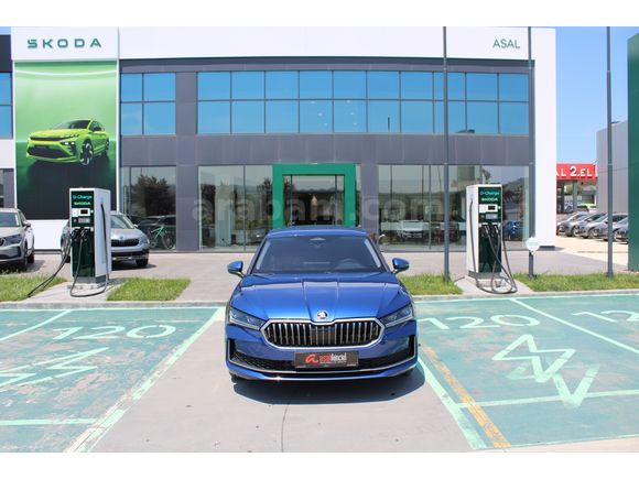 Skoda Superb 1.5MHEV PRESTİGE