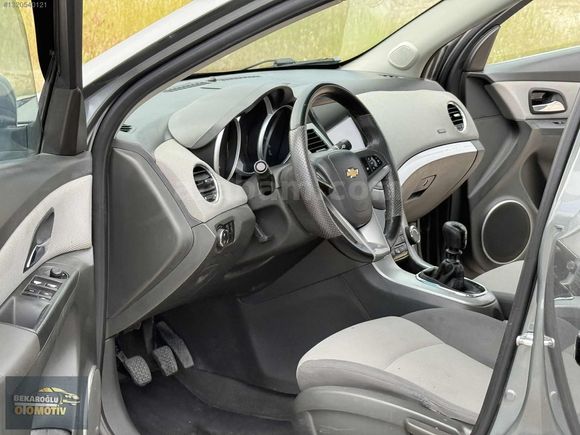 2010 CHEVROLET CRUZE 1.6 LS PLUS 210.000 KM'DE CAM GİBİ