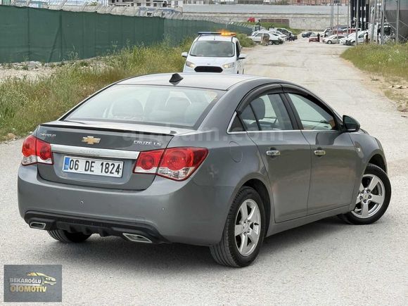 2010 CHEVROLET CRUZE 1.6 LS PLUS 210.000 KM'DE CAM GİBİ