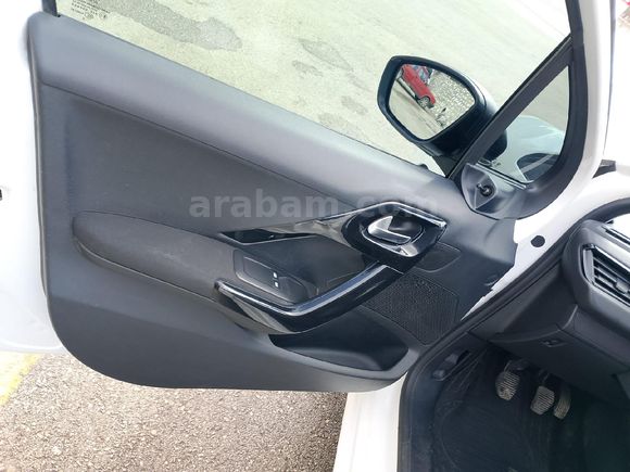Sahibinden Peugeot 208 1.2 VTi Access 2012 Model