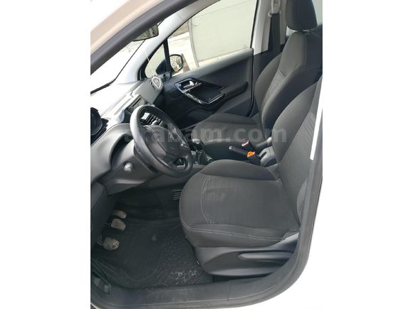 Sahibinden Peugeot 208 1.2 VTi Access 2012 Model