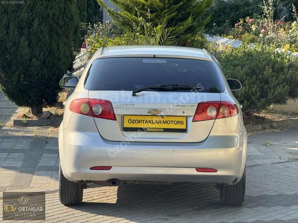 ÖZORTAKLAR,DAN 2006 LACETTİ 1.6 BENZİN LPG 156 BİN KM OTOMATİK