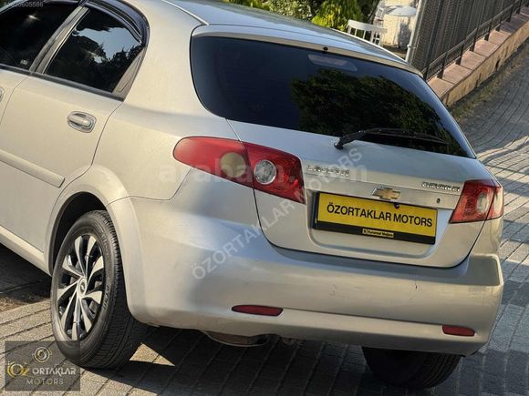 ÖZORTAKLAR,DAN 2006 LACETTİ 1.6 BENZİN LPG 156 BİN KM OTOMATİK