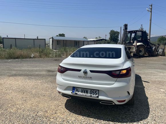 Sahibinden Renault Megane 1.3 TCe Touch 2023 Model 