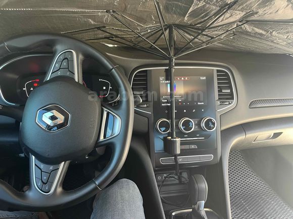 Sahibinden Renault Megane 1.3 TCe Touch 2023 Model 