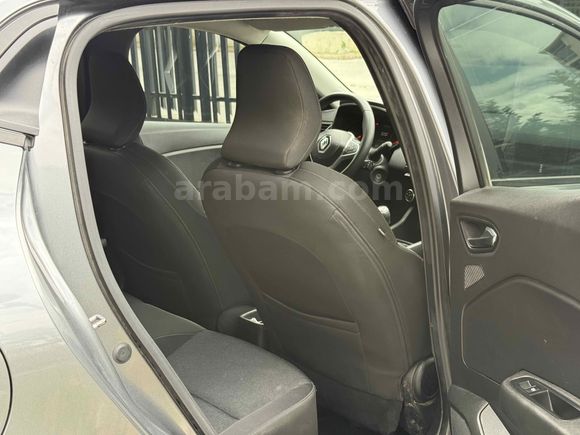 Sahibinden Renault Clio 1.0 TCe Touch 2023 Model 