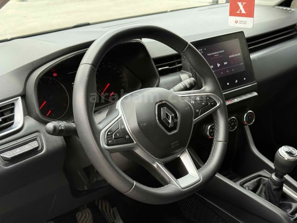 Sahibinden Renault Clio 1.0 TCe Touch 2023 Model 