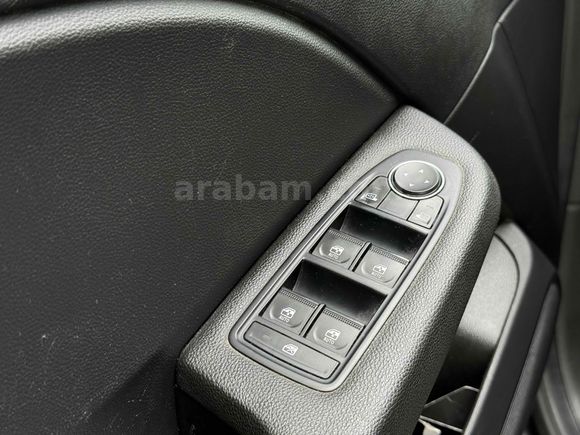 Sahibinden Renault Clio 1.0 TCe Touch 2023 Model 