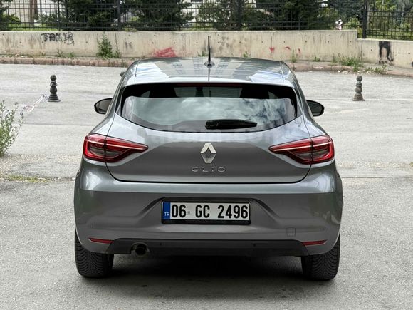 Sahibinden Renault Clio 1.0 TCe Touch 2023 Model 