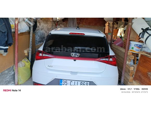 Sahibinden Hyundai i20 1.4 MPI Style 2022 Model  36.000 km Beyaz