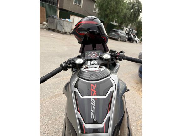 Otoban Canavarı 250SR 