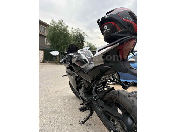 Otoban Canavarı 250SR 