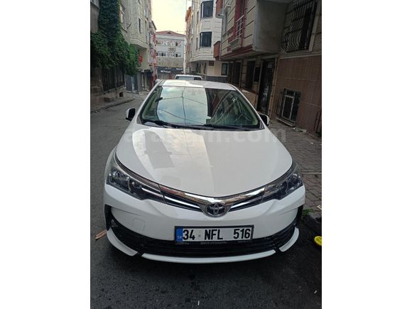 Sahibinden Toyota Corolla 1.4 D-4D Advance 2018 Model  122 bin km Beyaz