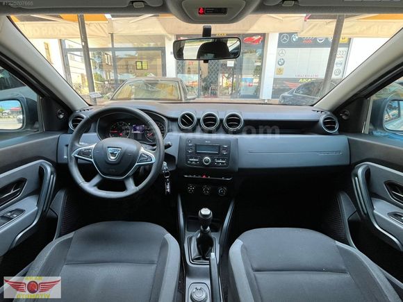 2021 DACIA DUSTER 4X4 HATASIZ TRAMERSIZ