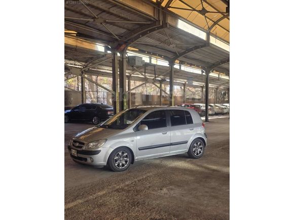HYUNDAİ GETZ 1.4 2006 MODEL TEMİZ ARAÇ MEMURDAN