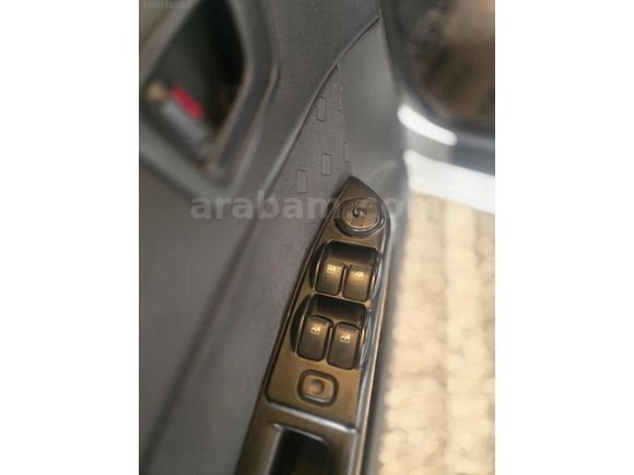 HYUNDAİ GETZ 1.4 2006 MODEL TEMİZ ARAÇ MEMURDAN