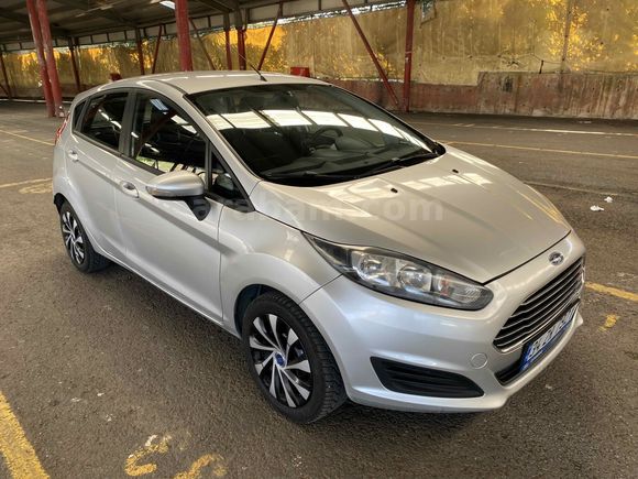 Öğretmenden Satılık Ford Fiesta 1.5 TDCi Trend 2013 Model 