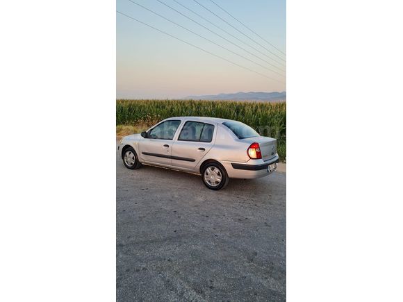 Sahibinden Renault Clio 1.4 Authentique 2005 Model  205.000 km Gri