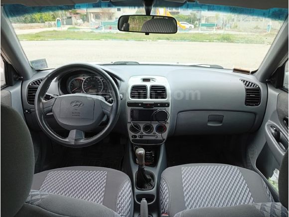 Sahibinden Hyundai Accent 1.3 Admire 2005 Model
