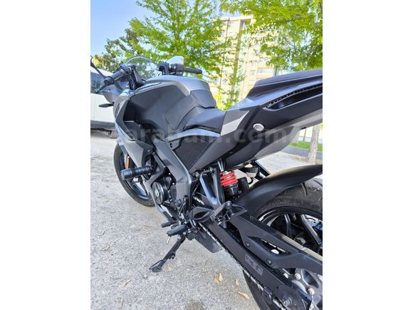 Bajaj Pulsar RS 200 - 2024 -2.650KM - Garaj Motoru