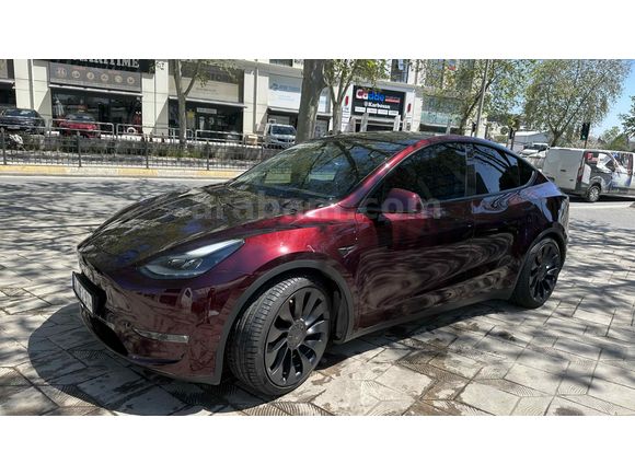 Sahibinden Tesla Model Y Performance 2023 Model 