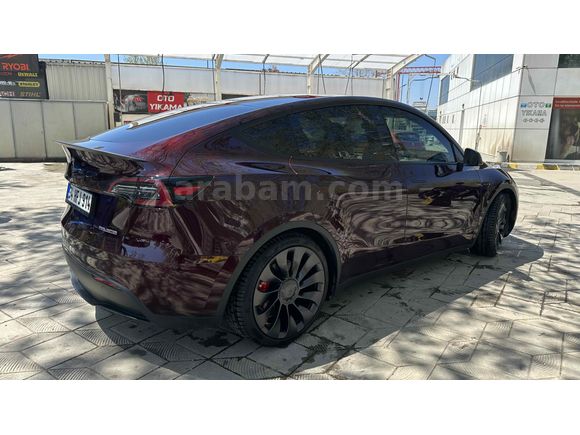 Sahibinden Tesla Model Y Performance 2023 Model 
