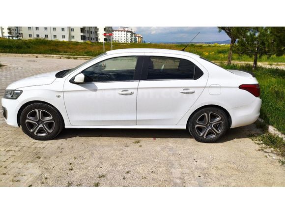 Sahibinden 1.6 HDi Shine 2017 Model Ankara 148 000 km