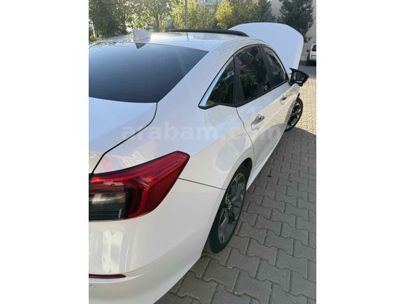Sahibinden Honda Civic 1.5 i-VTEC Eco Executive Plus 2023 Model 