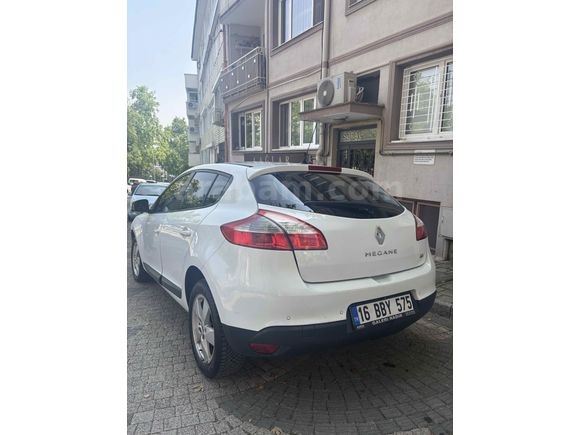 Sahibinden Renault Megane 1.5 dCi Expression 2011 Model 