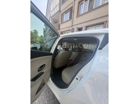 Sahibinden Renault Megane 1.5 dCi Expression 2011 Model 