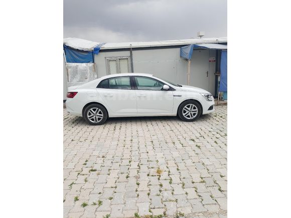 temiz Sahibinden Renault Megane 1.6 Joy 2017 Model