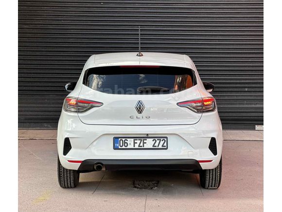 Sahibinden Renault Clio 1.0 TCe Equilibre 2023 Model Ankara