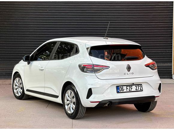 Sahibinden Renault Clio 1.0 TCe Equilibre 2023 Model Ankara