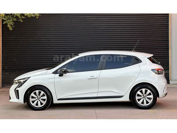 Sahibinden Renault Clio 1.0 TCe Equilibre 2023 Model Ankara