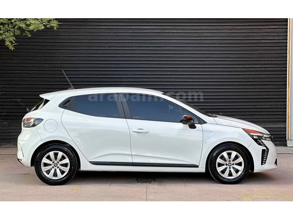 Sahibinden Renault Clio 1.0 TCe Equilibre 2023 Model Ankara