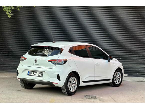 Sahibinden Renault Clio 1.0 TCe Equilibre 2023 Model Ankara