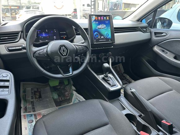 Sahibinden Renault Clio 1.0 TCe Equilibre 2023 Model Ankara