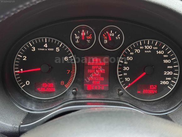 DEĞİŞENSİZ BAKIMLI CAM TAVAN OTOMATİK AUDİ A3