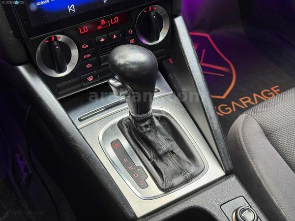 DEĞİŞENSİZ BAKIMLI CAM TAVAN OTOMATİK AUDİ A3