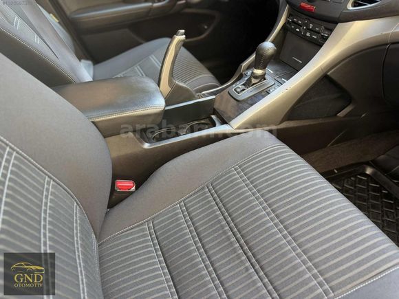 HONDA"ACCORT"SANRUFLU "İLK"EL"İLK RUHSAT"SERVİS BAKIMLI