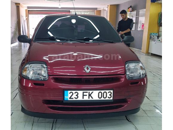Renault Clio 1.4 RNA 2000 Model