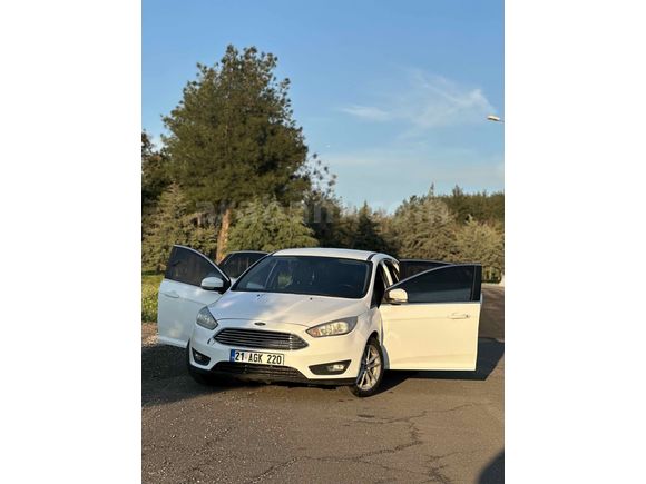 Sahibinden Ford Focus 1.5 TDCi Trend X 2018 Model  210.000 km Beyaz