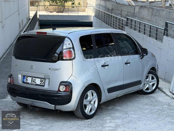BAT-CAR'dan 2011 DİZEL MANUEL C3 PİCASSO GENİŞ AİLE ARACI