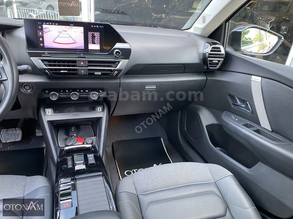 2023 CITROEN C4 1.2 PURETECH SHINE BOLD EAT8 CAM TAVAN