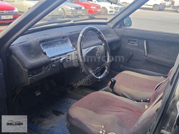 SELMAN OTOMOTİVDEN 1991 LADA 1.5 TEK DEĞİŞENLİ SIFIR MUAYENE