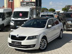 CAM TAVAN G KAMERA BOYASIZ HATASIZ 129 km  Skoda Octavia 1.6 TDI Style CR 2016 Model Van
