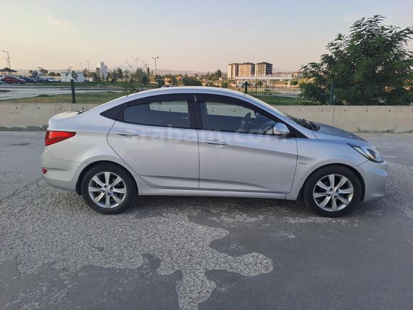 Sahibinden Hyundai Accent Blue 1.6 CRDI Prime 2012 Model