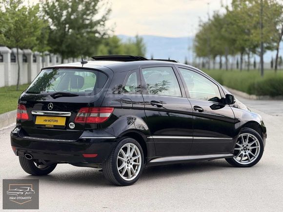 H&M MOTORS TR TEK İLK EL 68.000 KM MERSEDES B150 CAM TAVAN