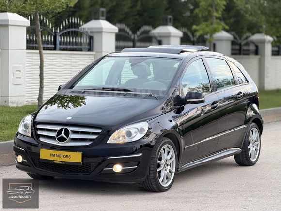 H&M MOTORS TR TEK İLK EL 68.000 KM MERSEDES B150 CAM TAVAN