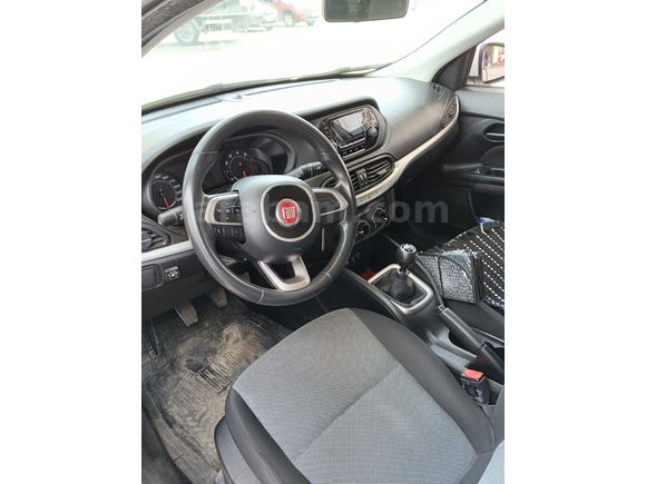 Sahibinden Fiat Egea 1.4 Fire Easy 2018 Model  94.500 km Beyaz